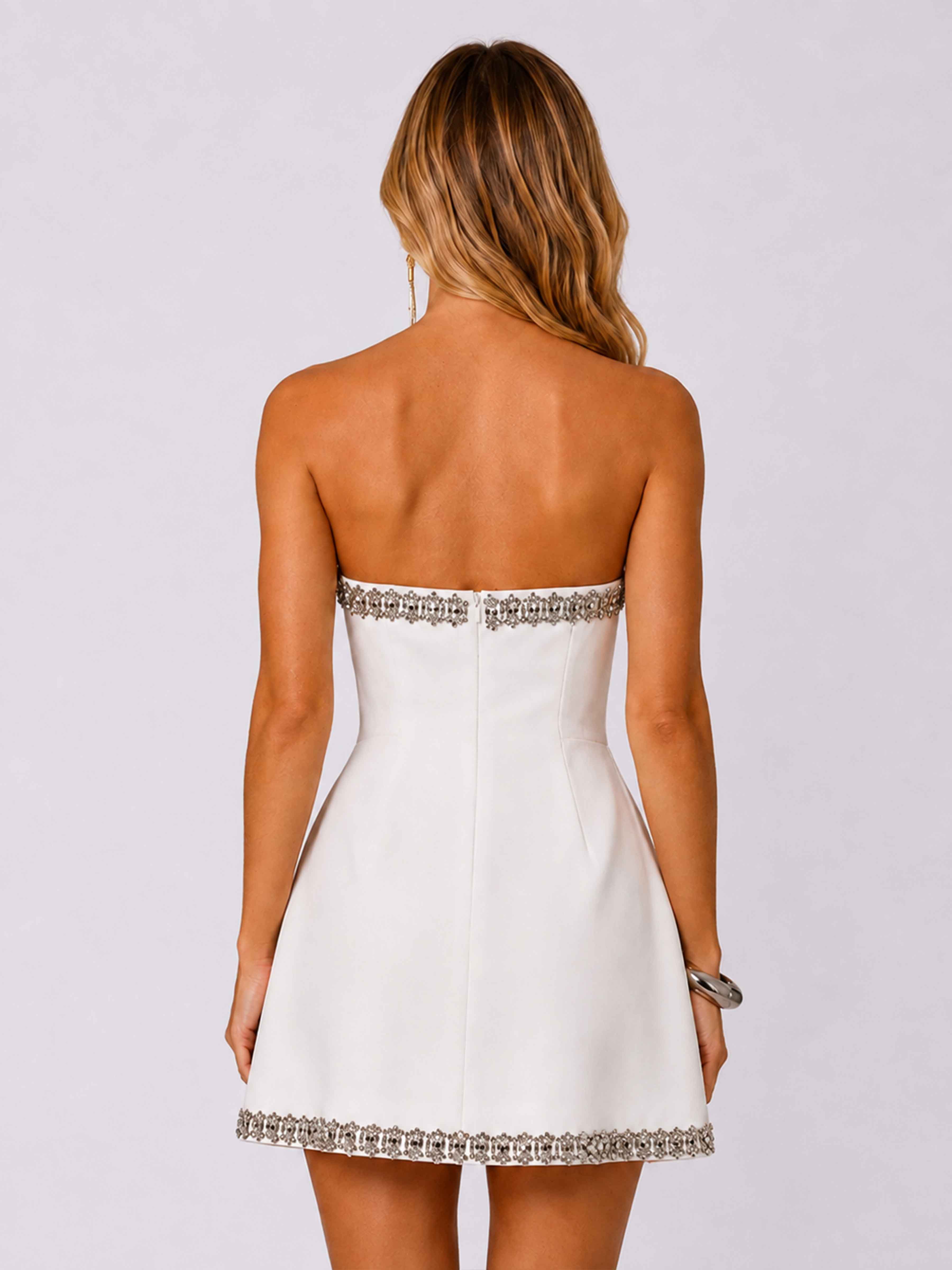 Robes De Bal À Glamour Sans Bretelles Garniture Perlée Mini Mavelle