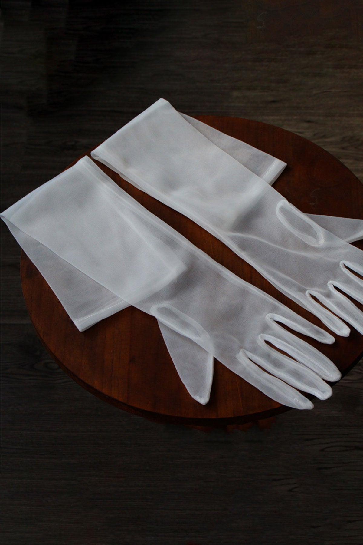 Gants De Mariée Élégants Ornés De Perles