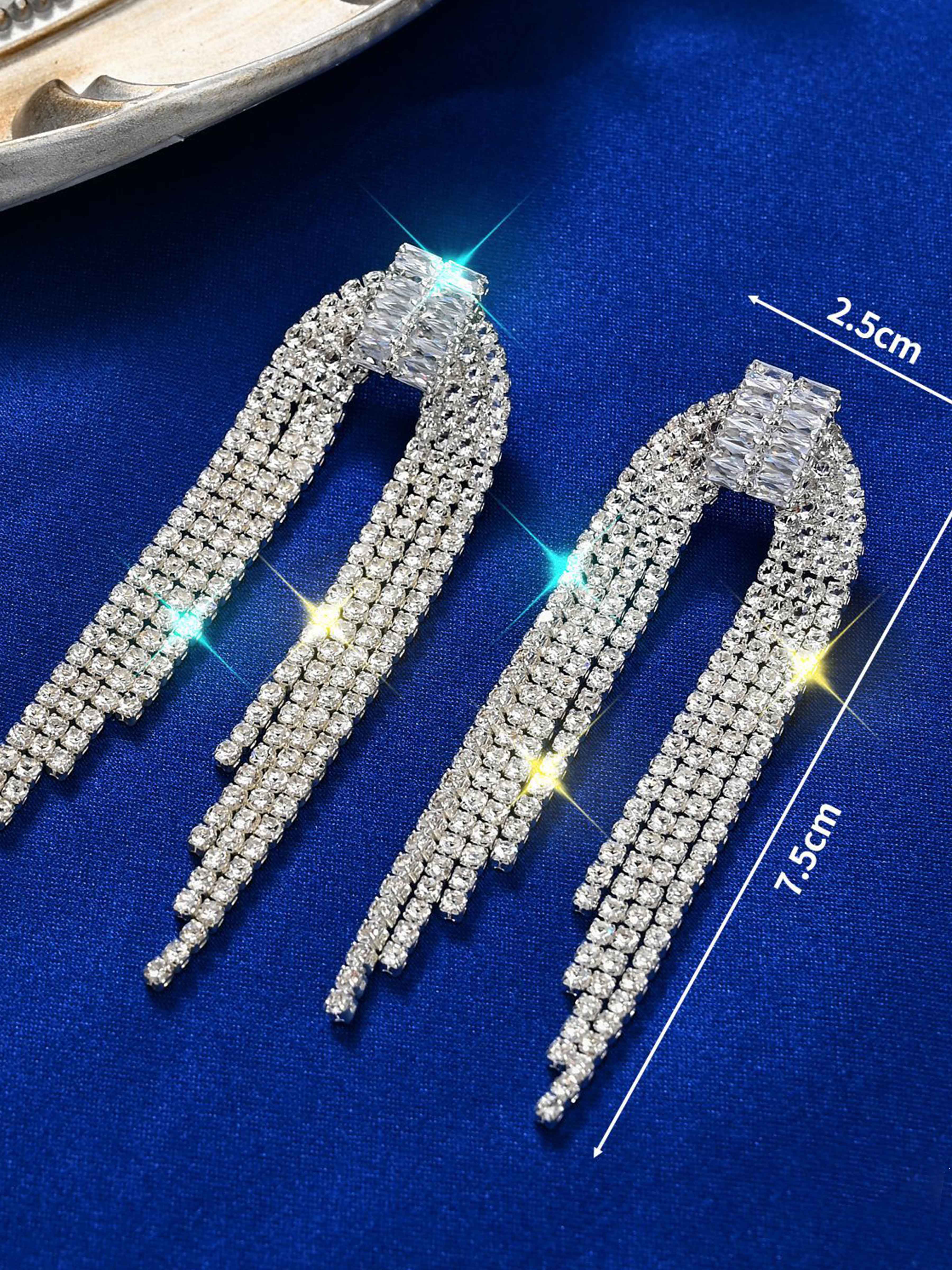 Boucles D’Oreilles Longues Uniques En Strass