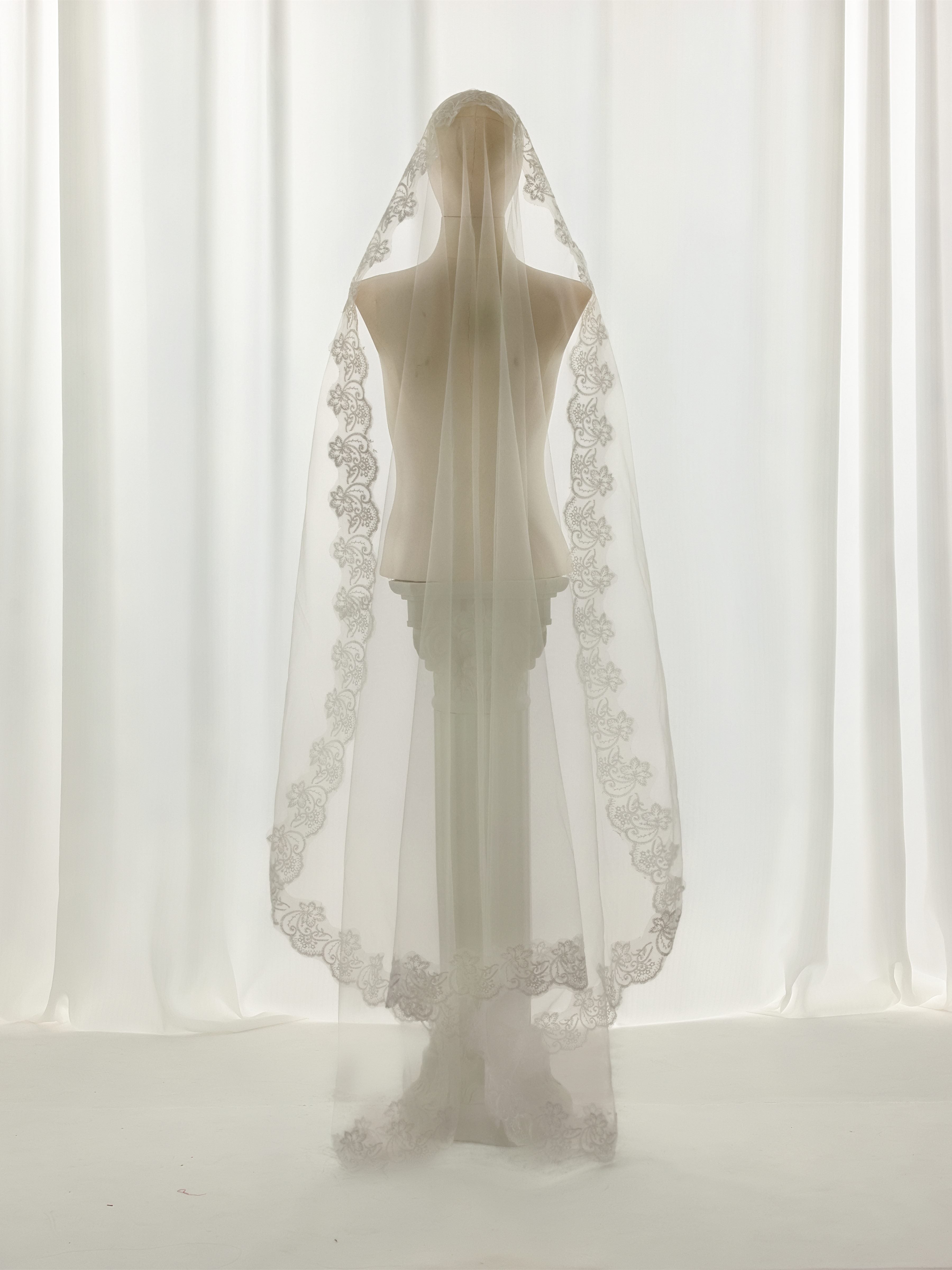 Voile De Mariée Mantille En Dentelle