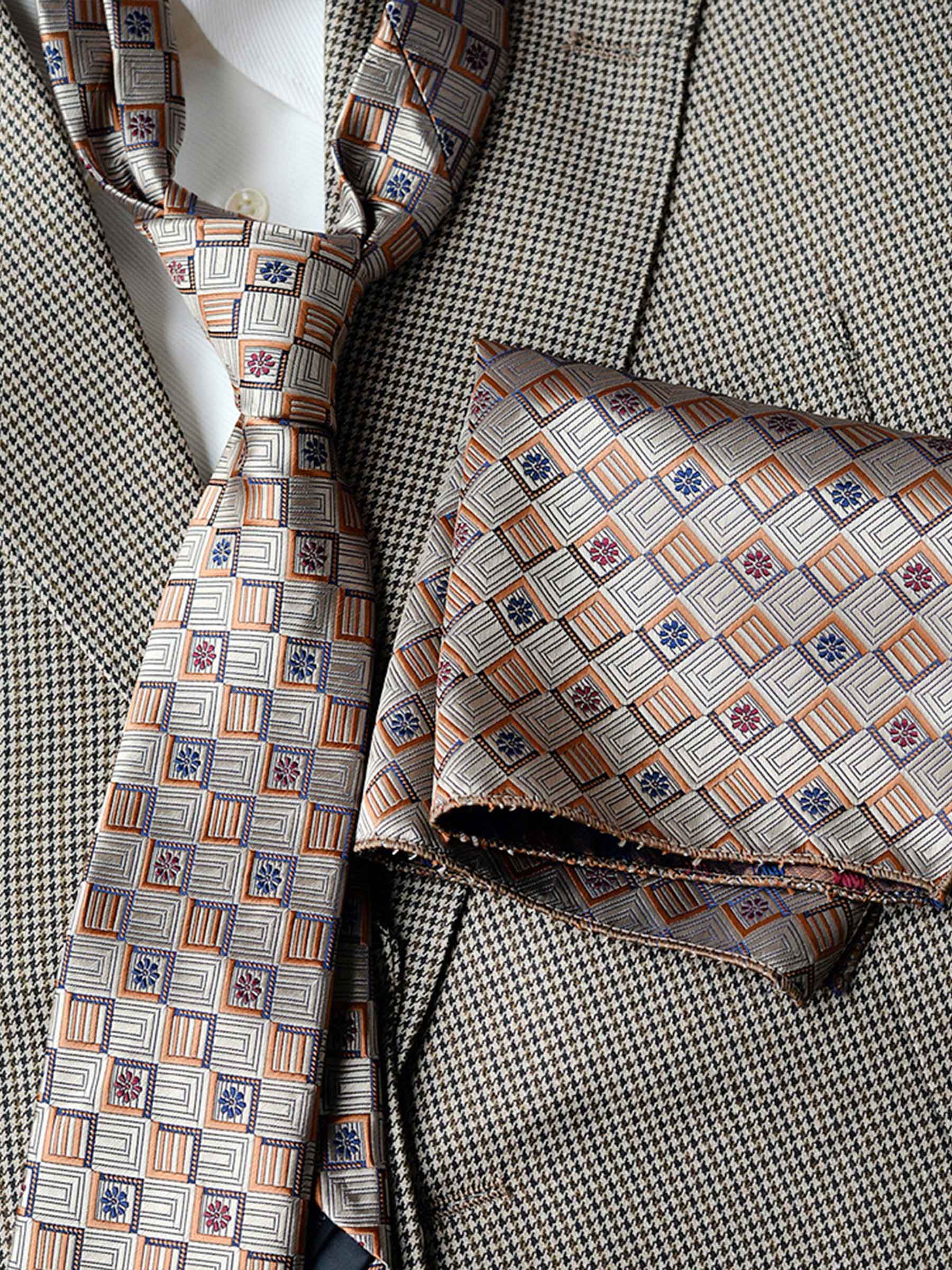 Ensemble Cravate À Motifs Et Pochette Pour Homme