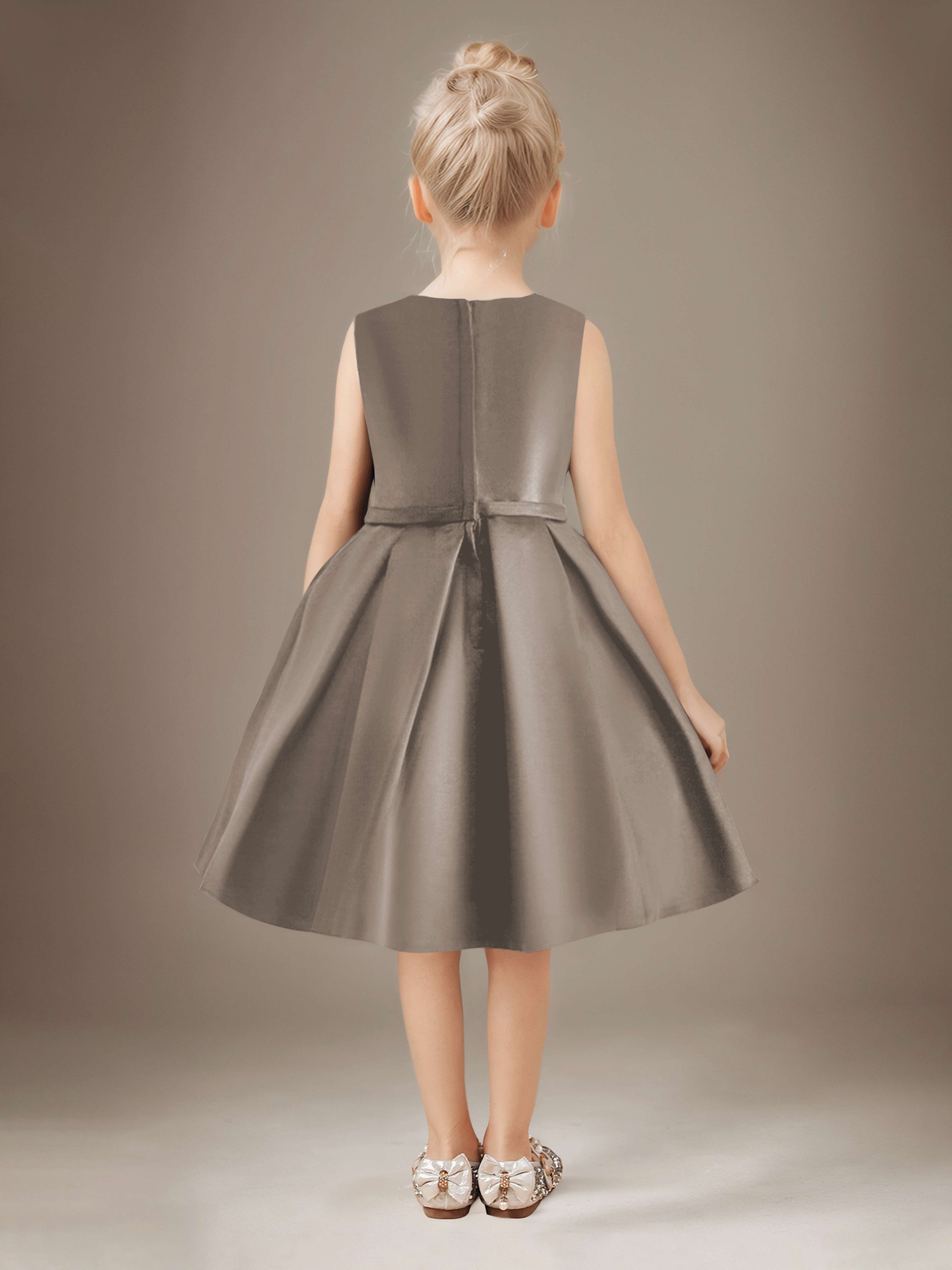 #Couleur_Taupe
