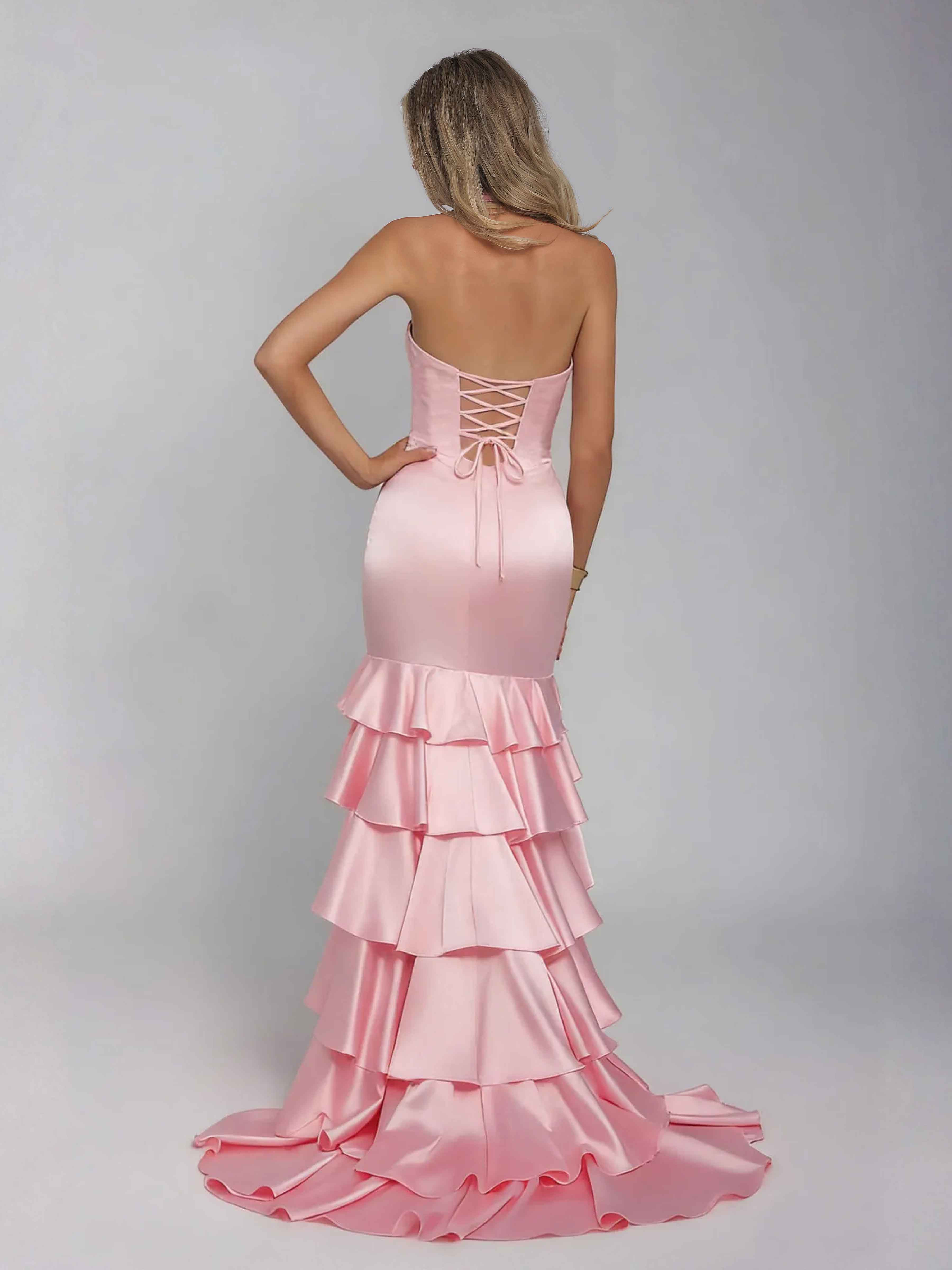Robes De Soirée En Satin Sirène Licou Échelons De Traîne Kaelindra