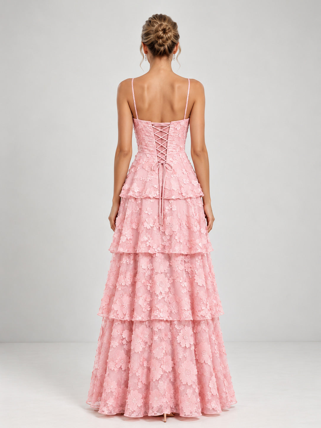 Robes De Demoiselle D'Honneur À Romantique Bretelles Spaghetti Échelonné Celesielle