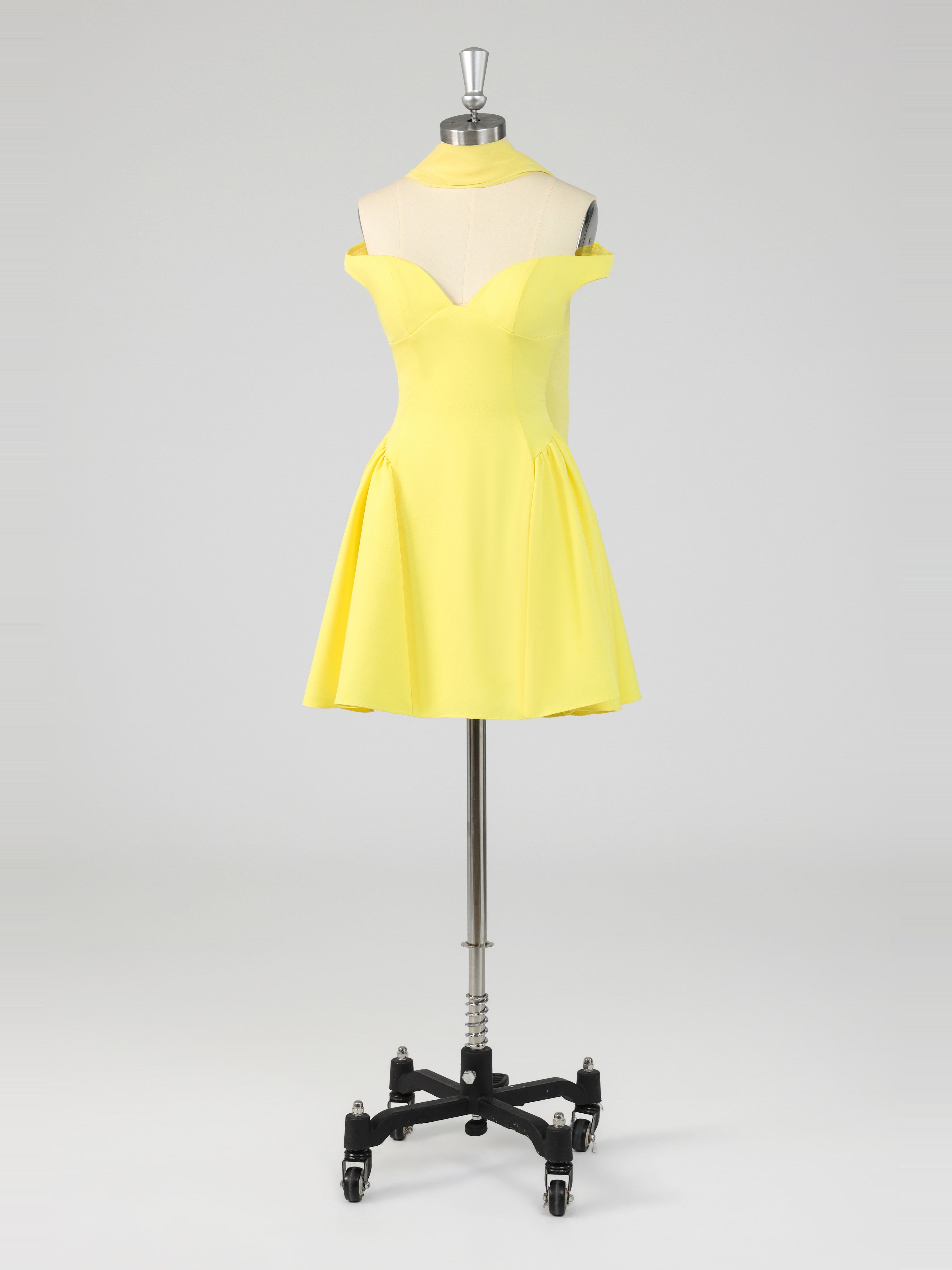 Robes De Soirée Courtes Mignonnes à Manches Courtes Et Coupe A-Ligne
