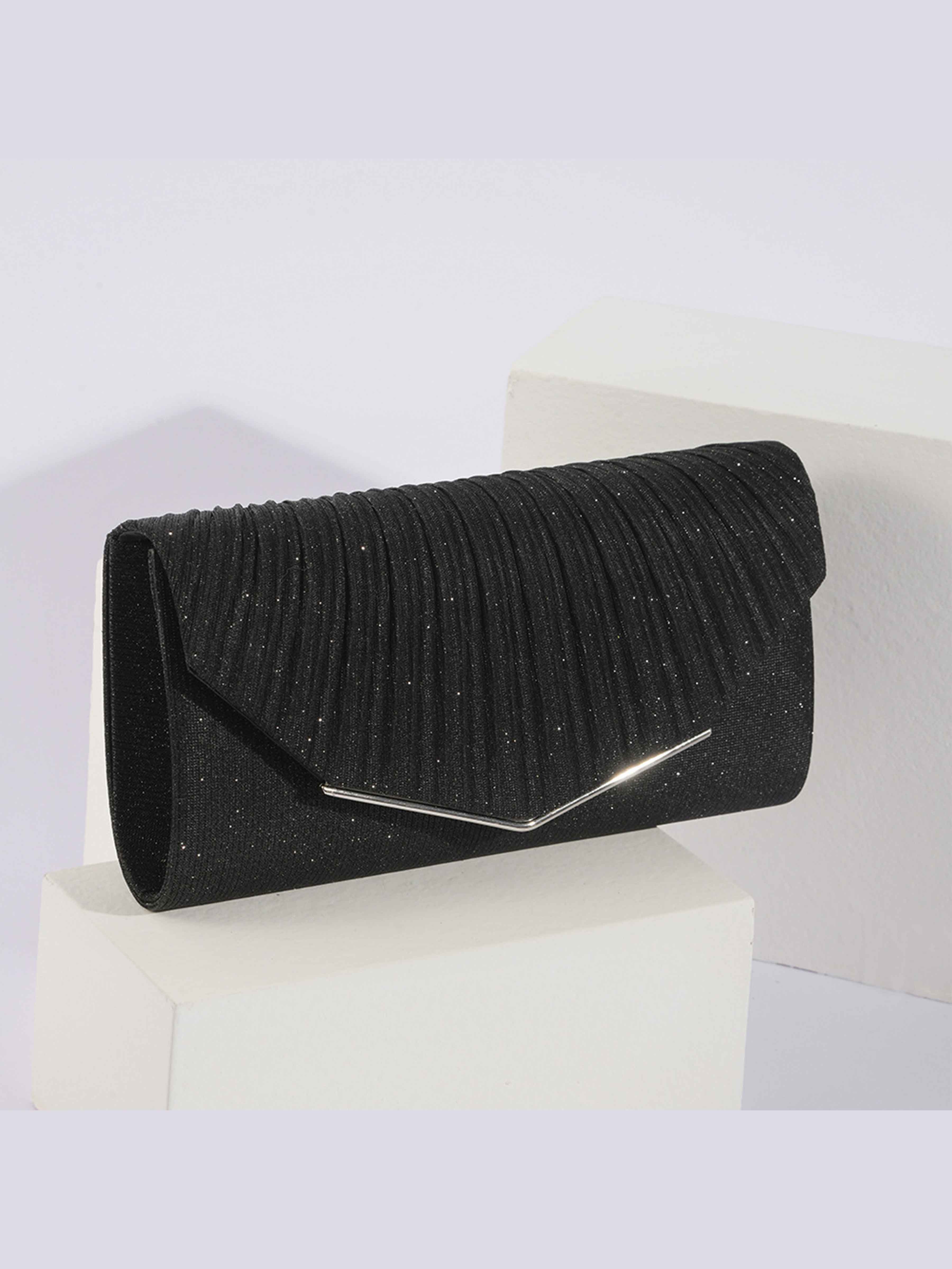 Pochettes Et Sacs De Soirée Brillants Élégants Et Tendance