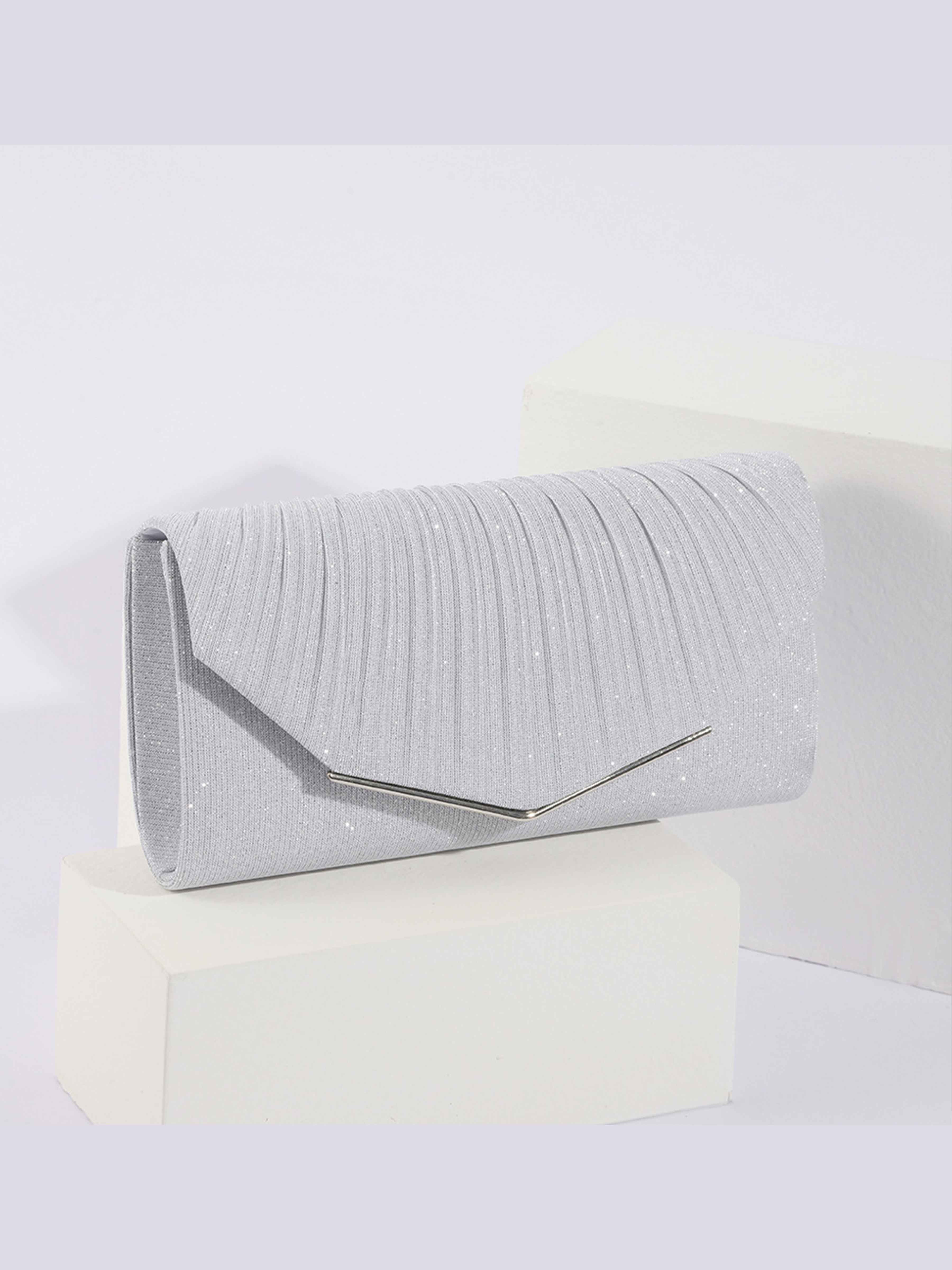 Pochettes Et Sacs De Soirée Brillants Élégants Et Tendance