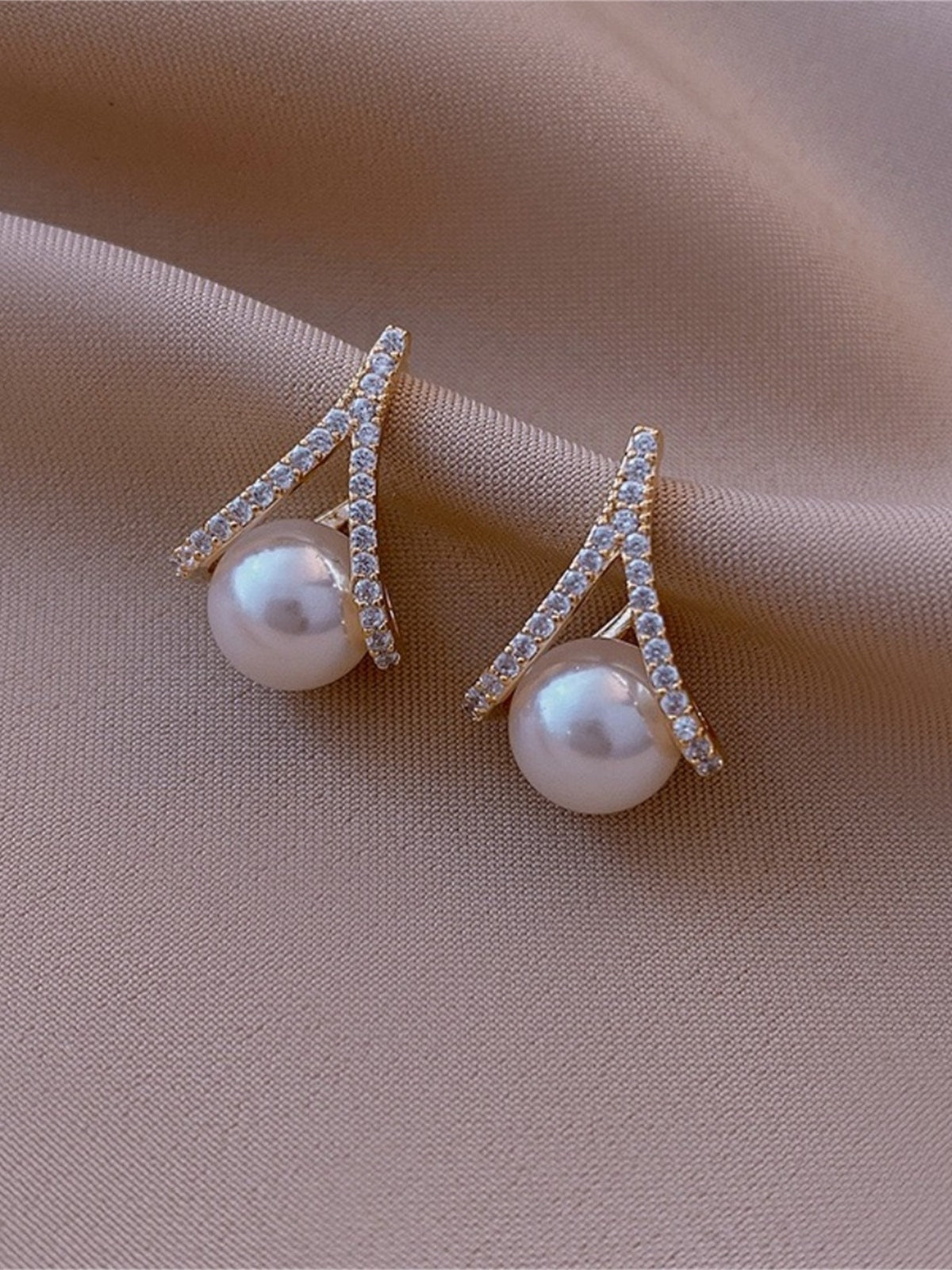 Boucles D'Oreilles Puces De Mariée En Perles Et Cristal