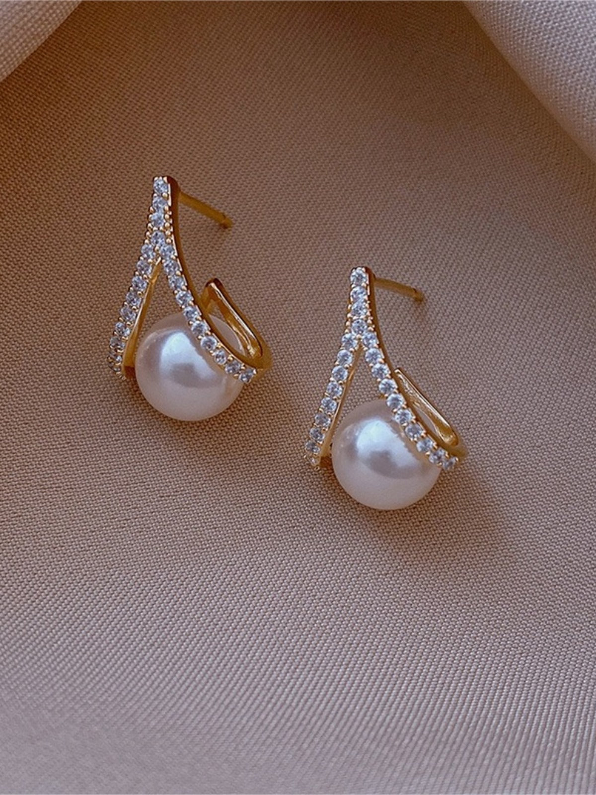 Boucles D'Oreilles Puces De Mariée En Perles Et Cristal