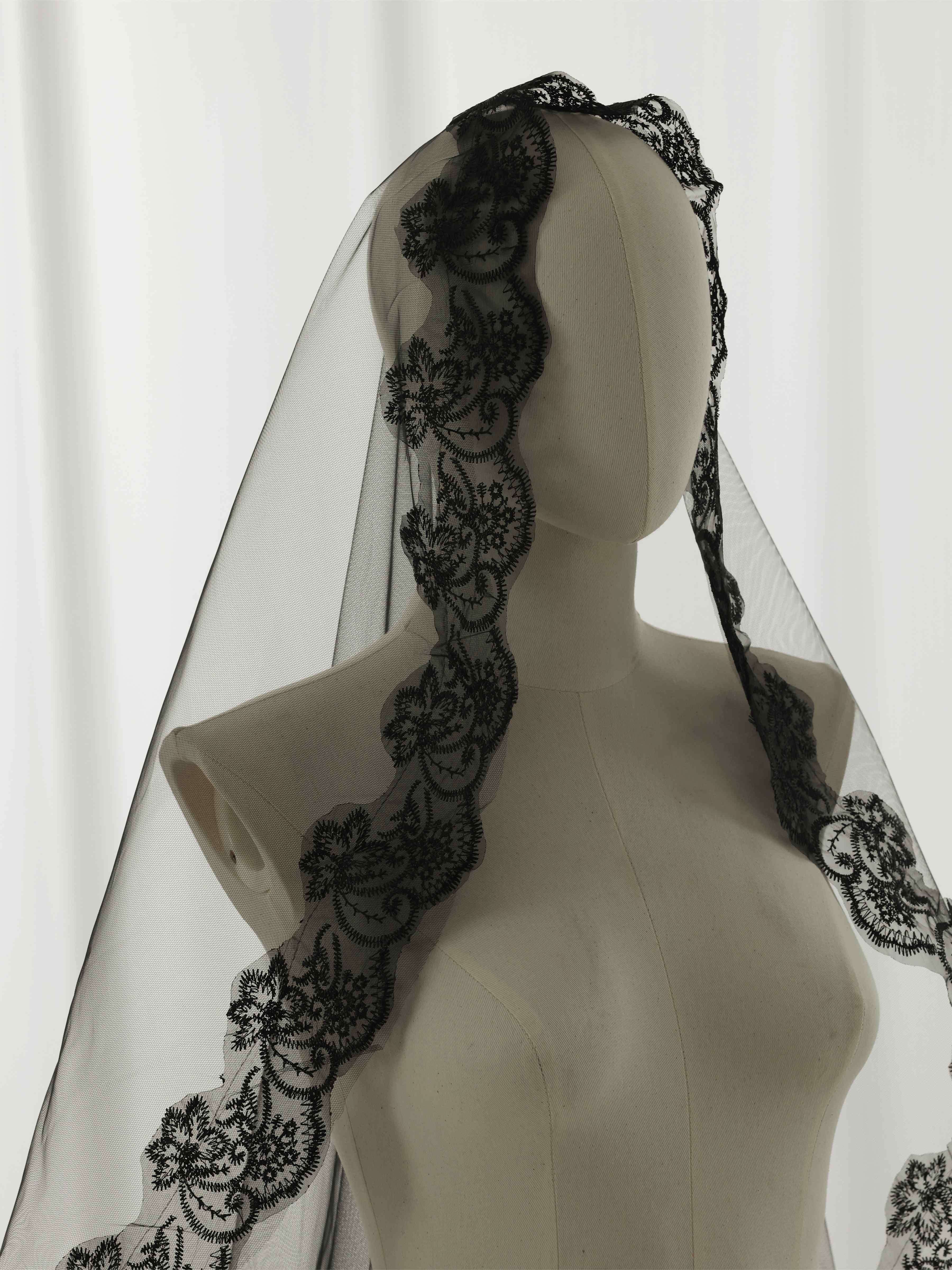 Voile De Mariée Long Mantille En Dentelle