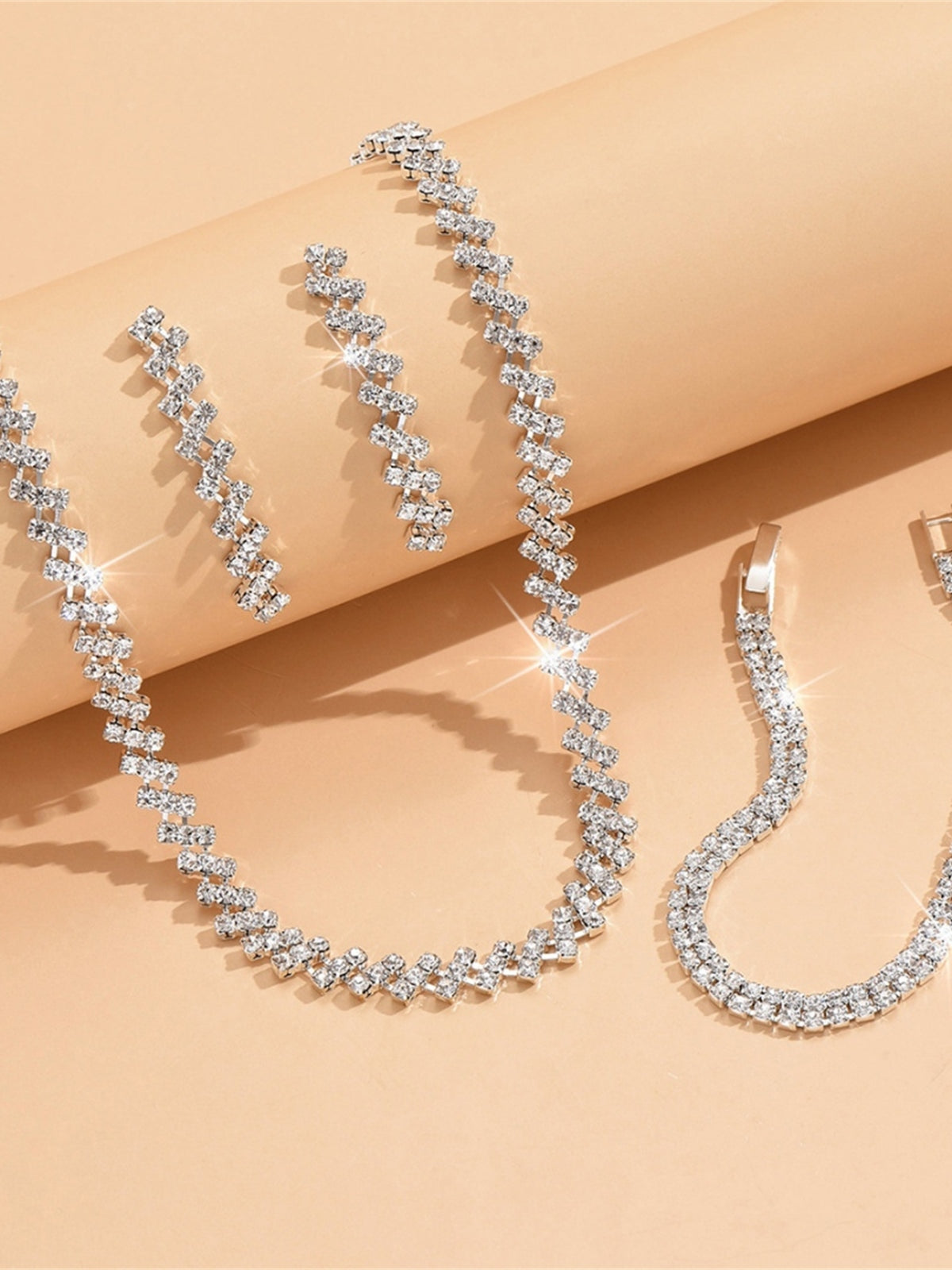 Parure De Bijoux De Mariée Imposante En Strass