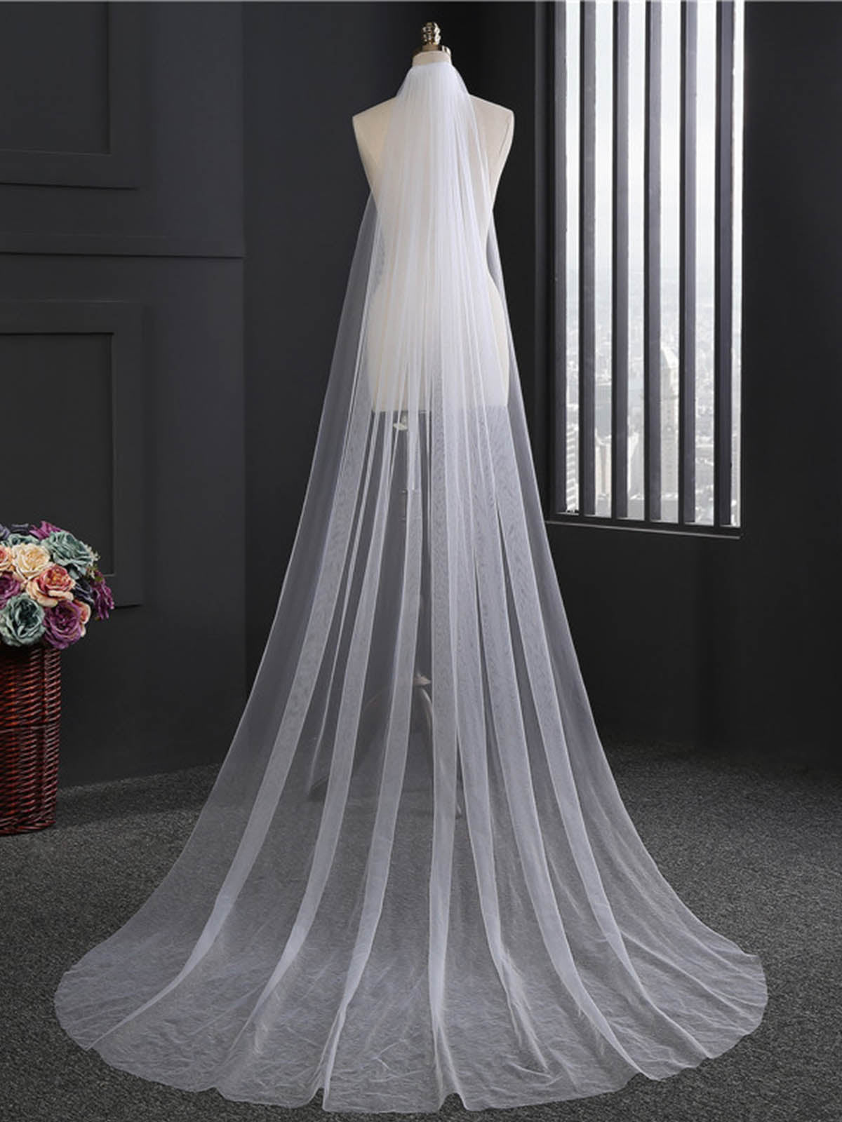 Voile De Mariée En Tulle Simple Et Charmant Une Couche Bord Franc