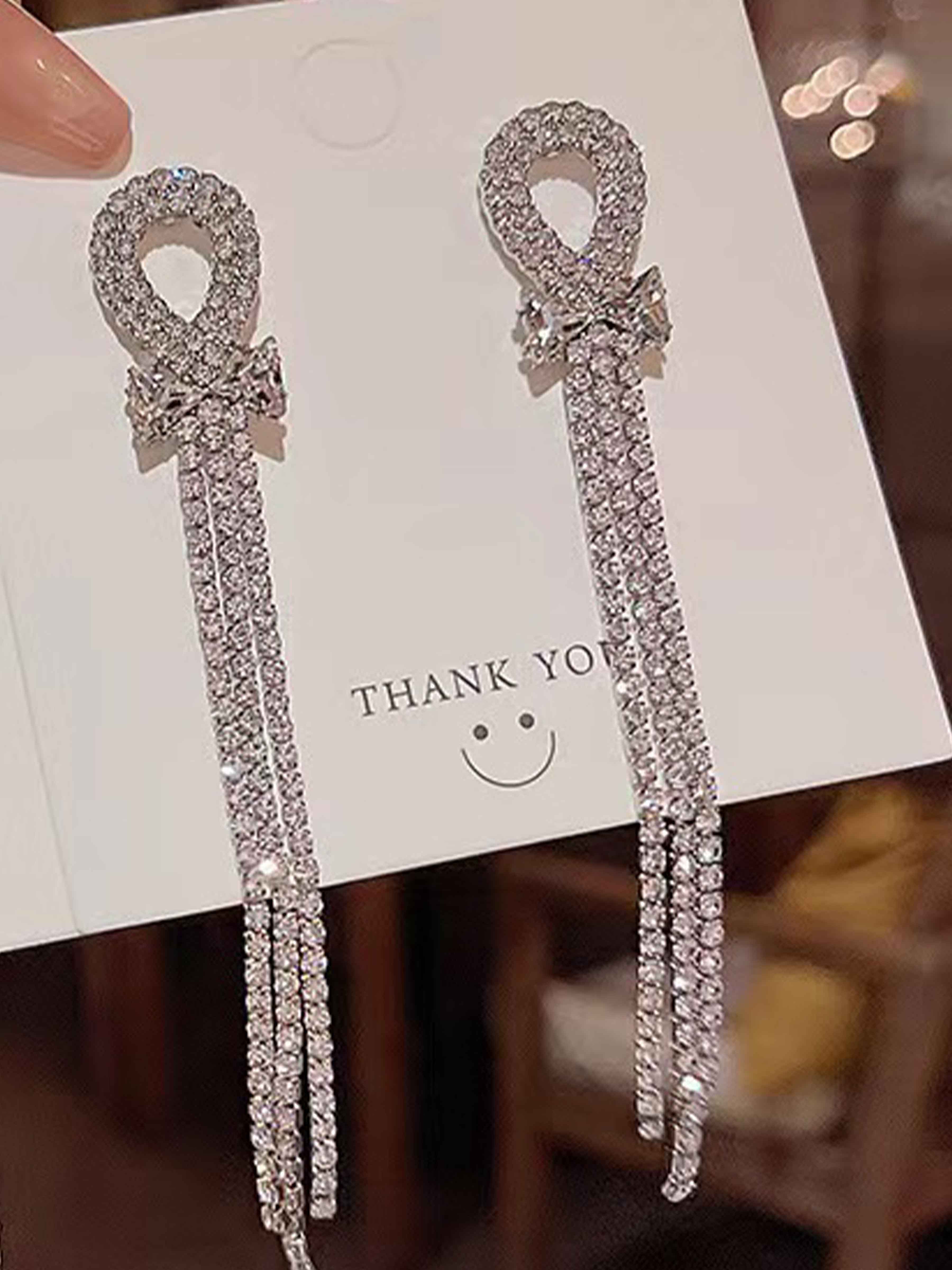 Boucles D’Oreilles Longues Éblouissantes À Pampilles Et Strass